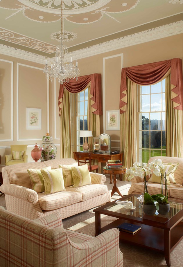 These exceptional suites are brimming with Georgian elegance and 5 star splendour.