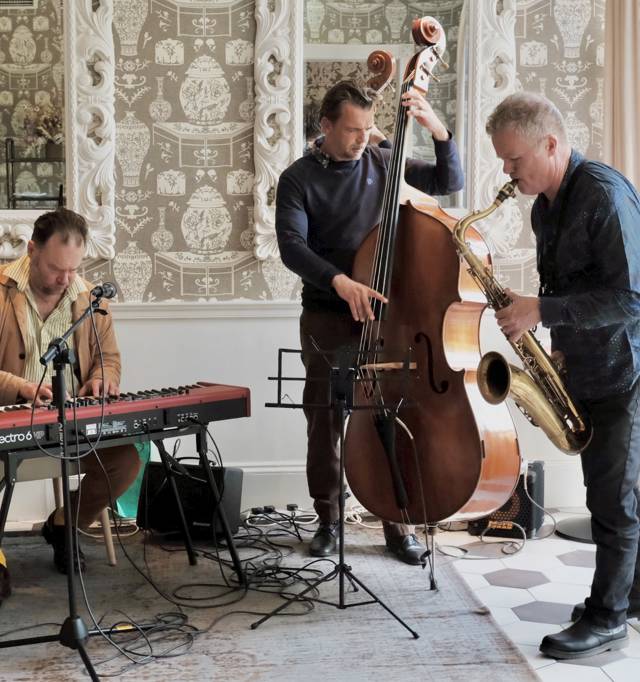 Crescent Jazz Live 