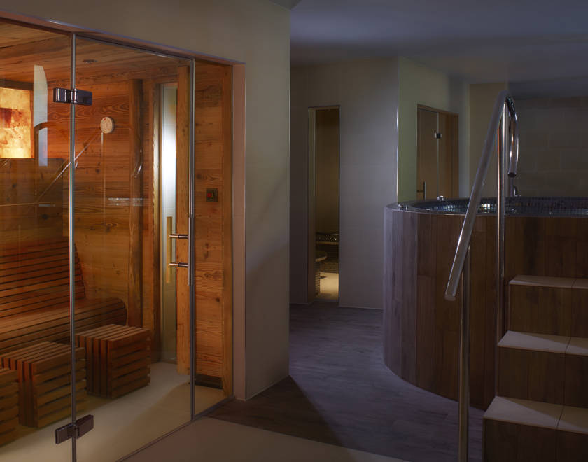 The Royal Crescent Hotel and Spa — interior and exterior view 24